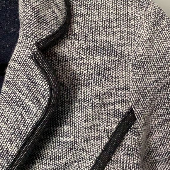 Anthropologie CARTONNIER Blazer - Picture 4 of 8